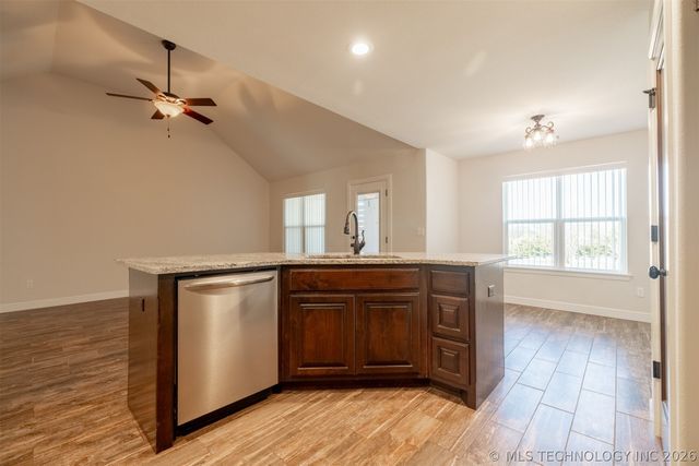 6989 Ruby Lane, Mounds, OK 74047