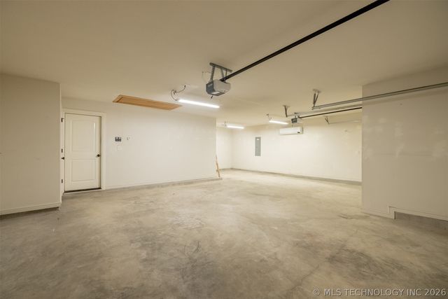 6989 Ruby Lane, Mounds, OK 74047