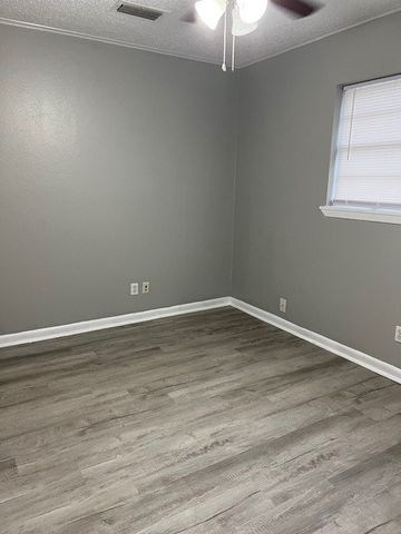 9406 Normandie Drive, Shreveport, LA 71118