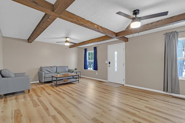 1607 Red Leaf Lane, Columbus, OH 43223