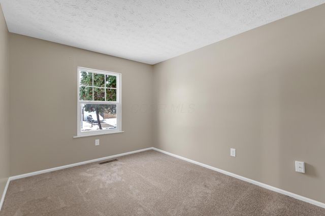 1607 Red Leaf Lane, Columbus, OH 43223