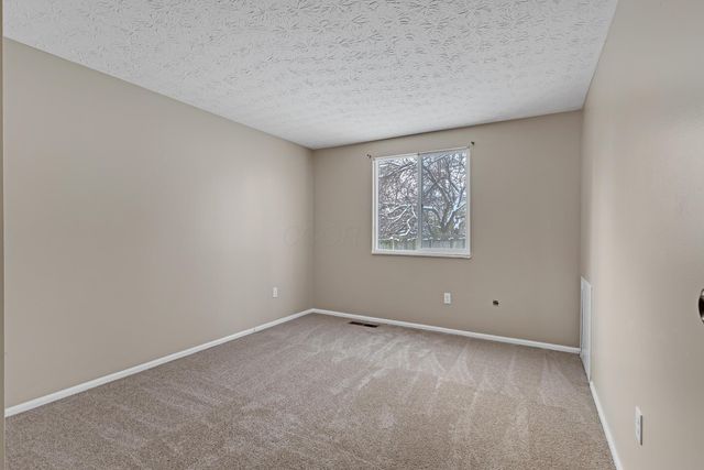 1607 Red Leaf Lane, Columbus, OH 43223