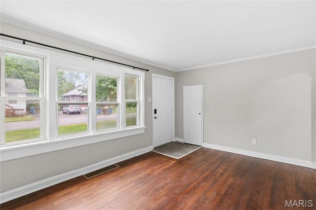 408 S Harvey Avenue, St Louis, MO 63135