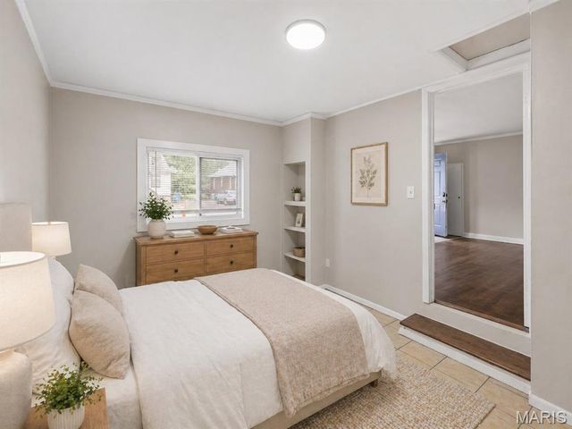 408 S Harvey Avenue, St Louis, MO 63135