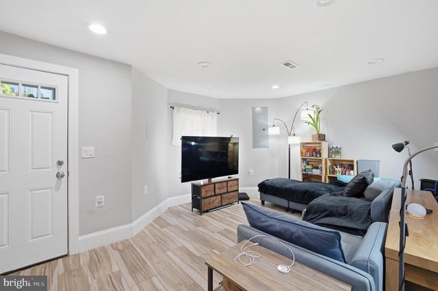 35 T ST NW, Washington, DC 20001