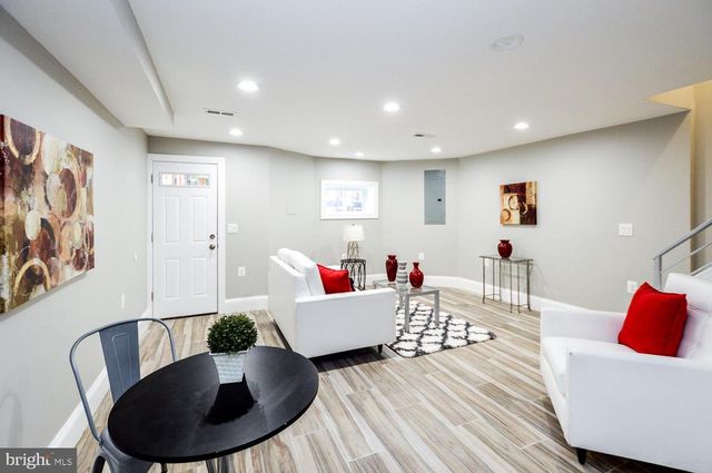 35 T ST NW, Washington, DC 20001