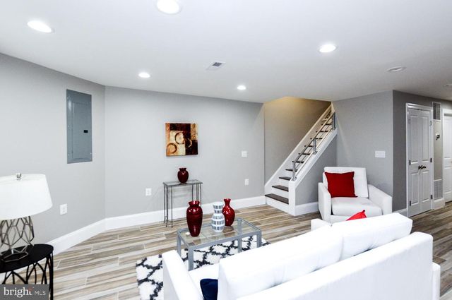 35 T ST NW, Washington, DC 20001