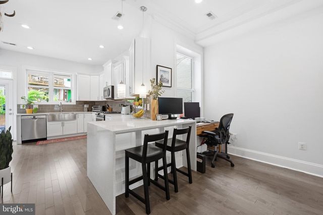 35 T ST NW, Washington, DC 20001