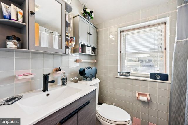 315 RANCOCAS AVE, Riverside, NJ 08075