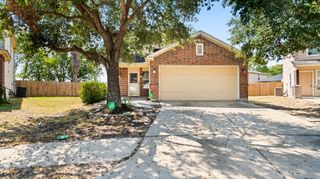 2038 Adobe Stone Drive, Humble, TX 77396