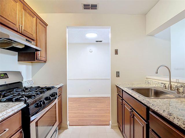 2040 SAN MARCOS DRIVE SE 202, Winter Haven, FL 33880