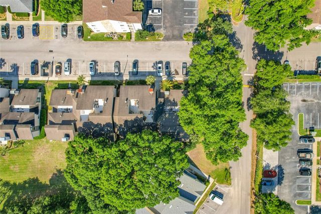 2040 SAN MARCOS DRIVE SE 202, Winter Haven, FL 33880