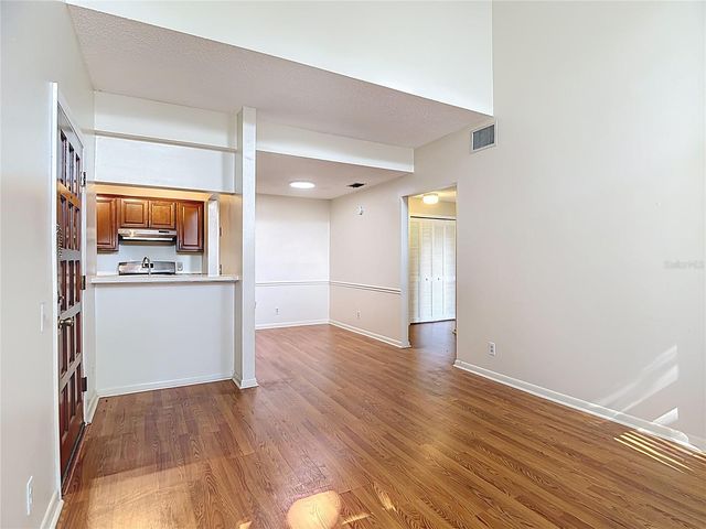 2040 SAN MARCOS DRIVE SE 202, Winter Haven, FL 33880