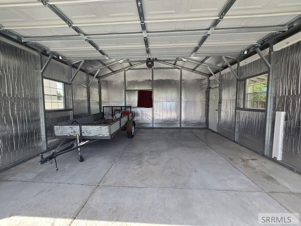 Image 11 of property listing at 740 NE Main Street, Blackfoot, ID 83221