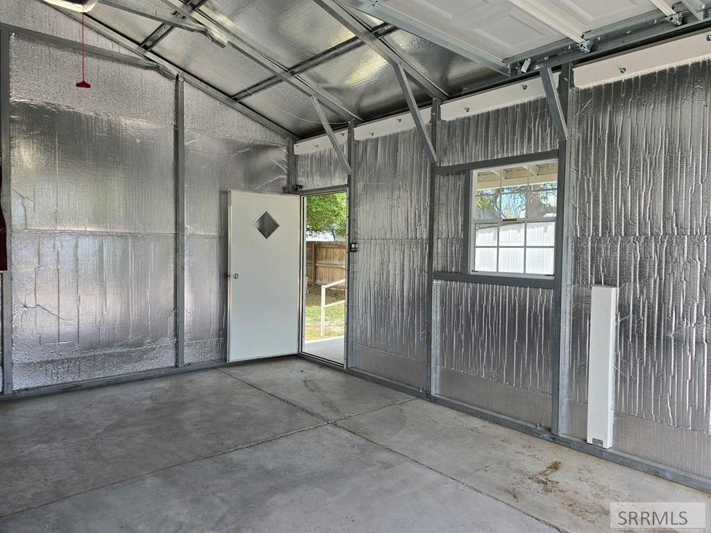 Image 13 of property listing at 740 NE Main Street, Blackfoot, ID 83221