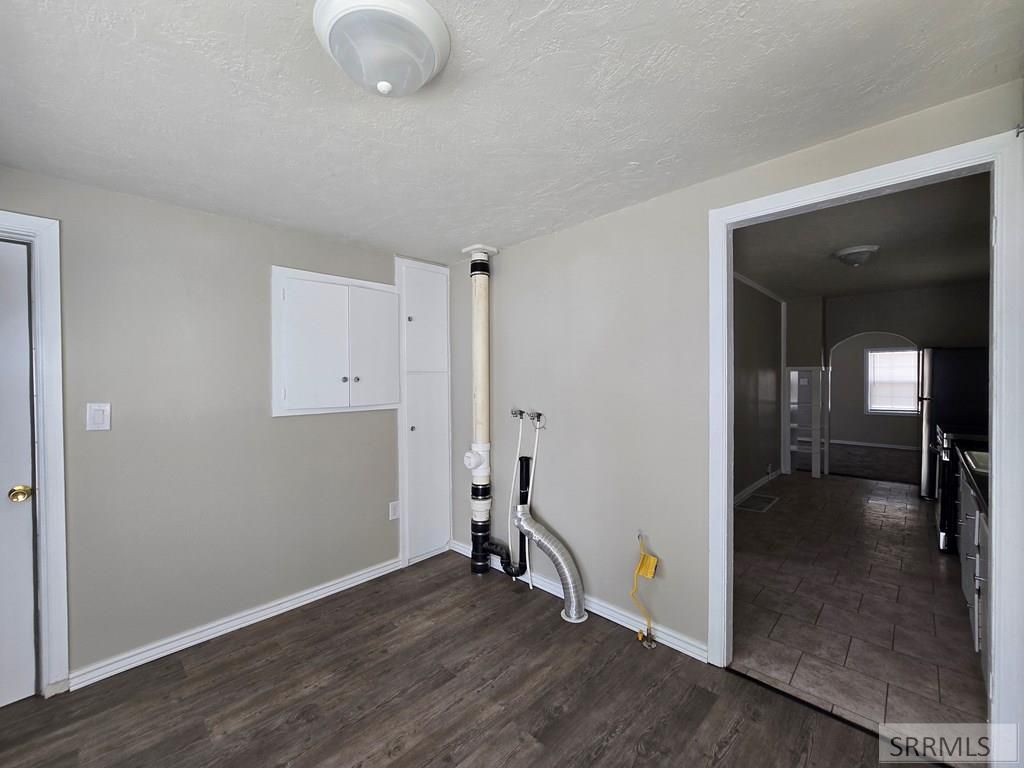 Image 15 of property listing at 740 NE Main Street, Blackfoot, ID 83221