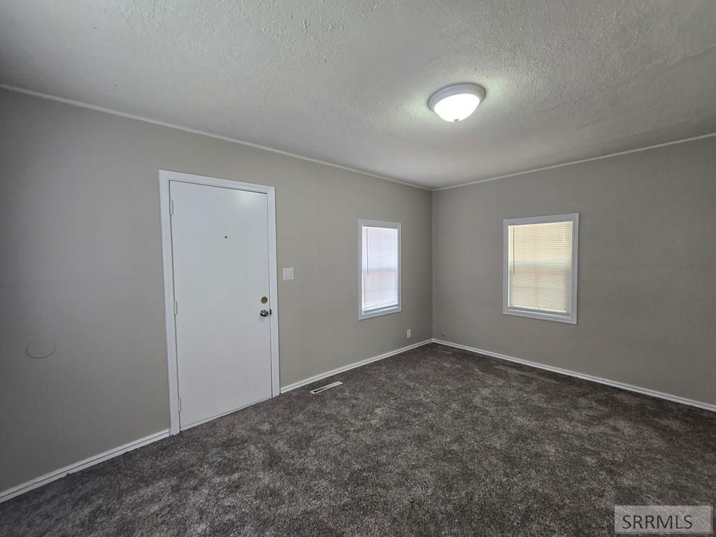 Image 18 of property listing at 740 NE Main Street, Blackfoot, ID 83221