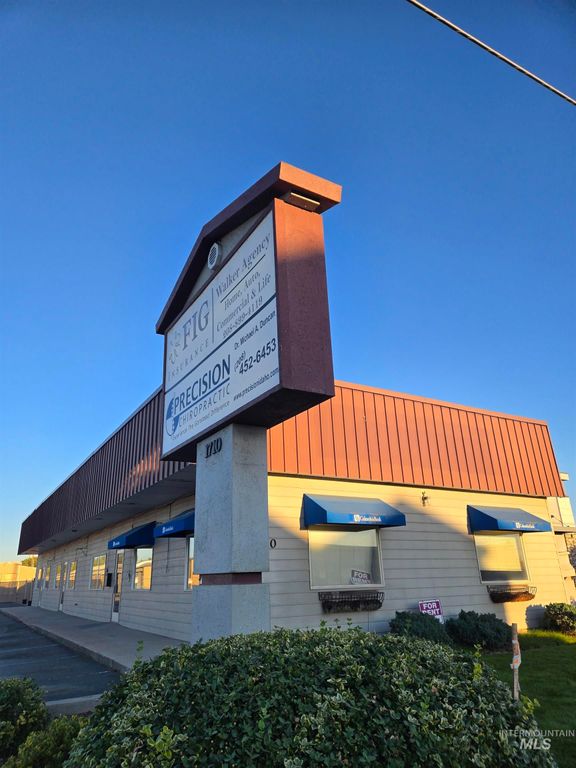 1710 N Whitley Dr, Fruitland, ID 83619