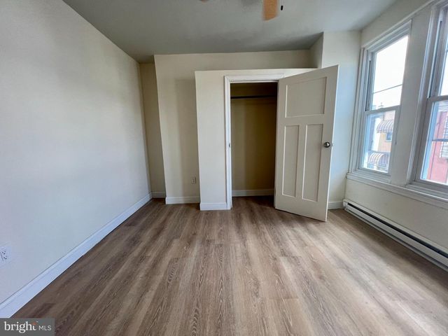 124 E WISHART ST, Philadelphia, PA 19134