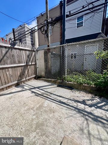 124 E WISHART ST, Philadelphia, PA 19134