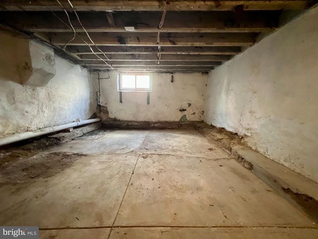 124 E WISHART ST, Philadelphia, PA 19134