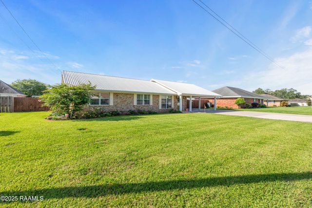 492 Kent Street, Breaux Bridge, LA 70517