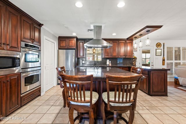 492 Kent Street, Breaux Bridge, LA 70517