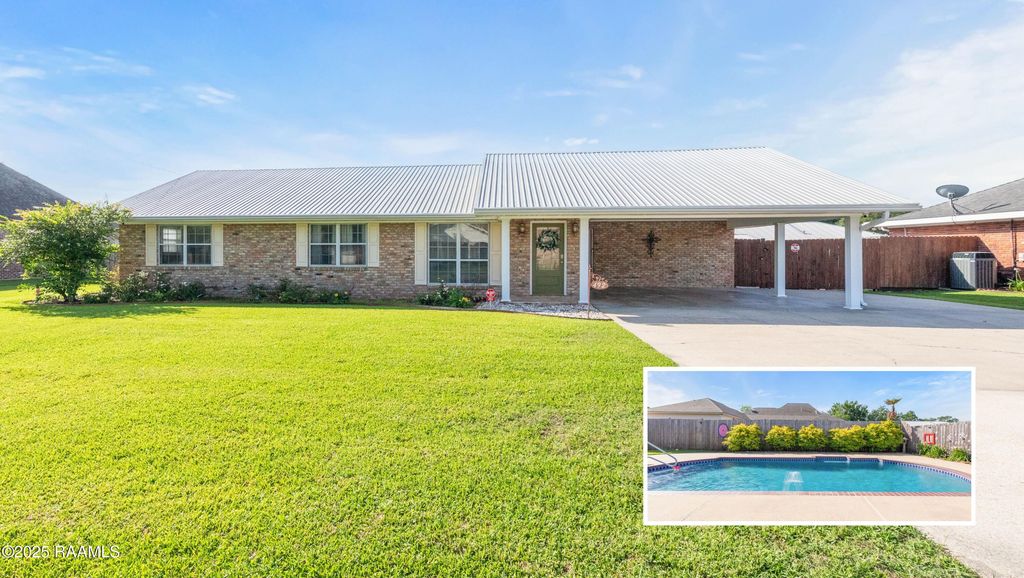 492 Kent Street, Breaux Bridge, LA 70517