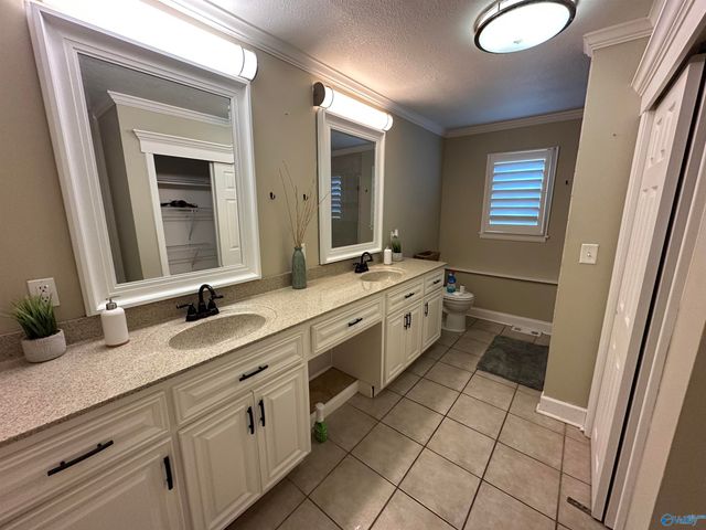 19520 John T Reid Parkway, Scottsboro, AL 35768