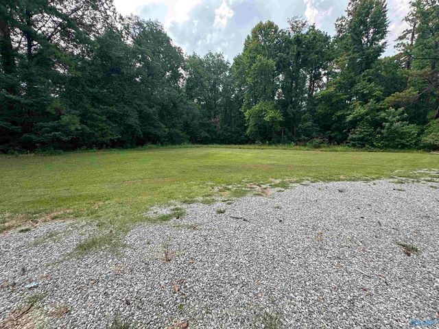 19520 John T Reid Parkway, Scottsboro, AL 35768