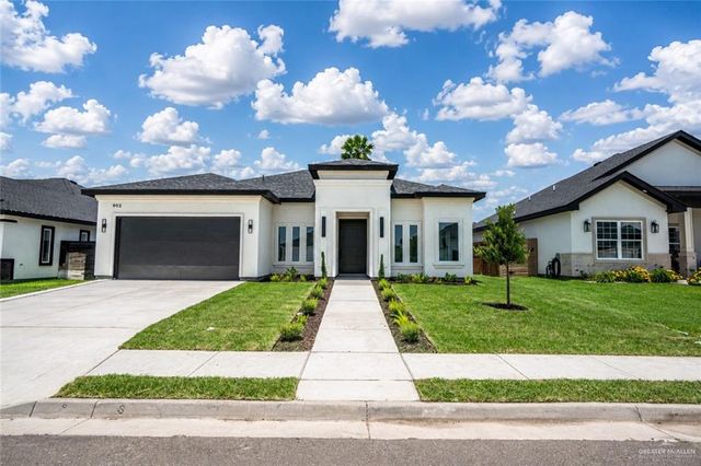 902 La Laguna Road, Mission, TX 78572