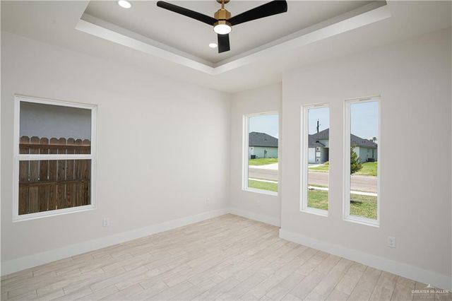 902 La Laguna Road, Mission, TX 78572