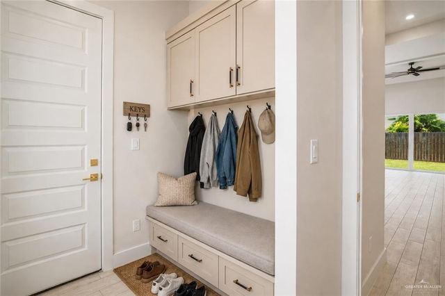 902 La Laguna Road, Mission, TX 78572