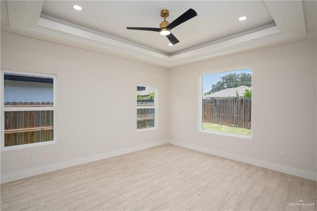 902 La Laguna Road, Mission, TX 78572