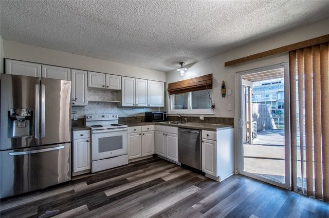 14213 Jackfish Ave, Corpus Christi, TX 78418