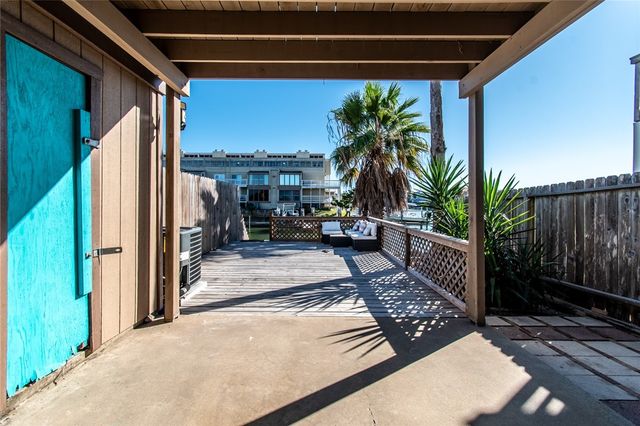 14213 Jackfish Ave, Corpus Christi, TX 78418