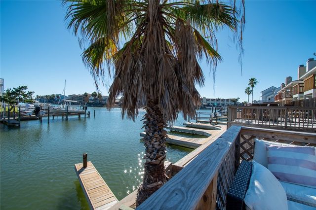 14213 Jackfish Ave, Corpus Christi, TX 78418