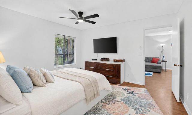 5280 Las Verdes Circle 216, Delray Beach, FL 33484