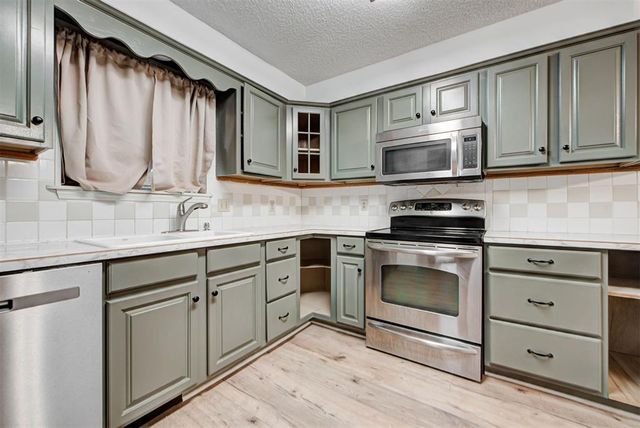 1508 Sequoyah Avenue, Moore, OK 73160