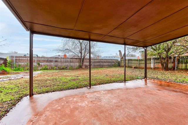 1508 Sequoyah Avenue, Moore, OK 73160