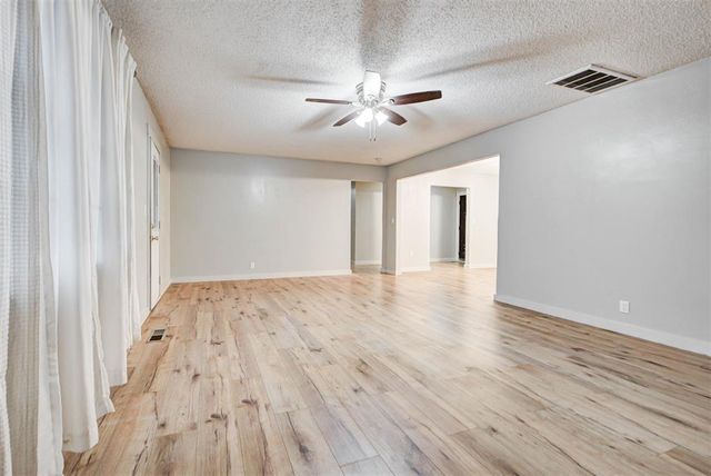 1508 Sequoyah Avenue, Moore, OK 73160