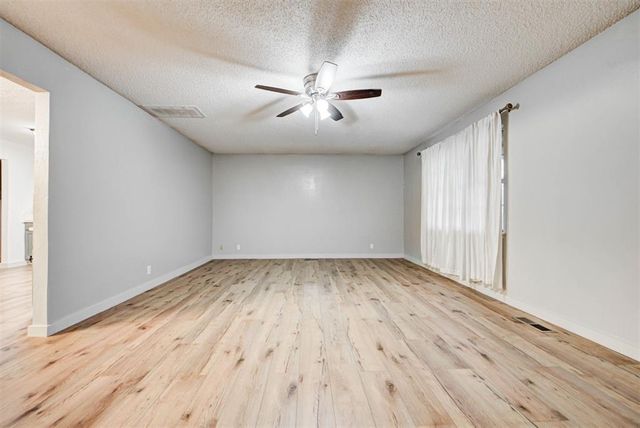 1508 Sequoyah Avenue, Moore, OK 73160