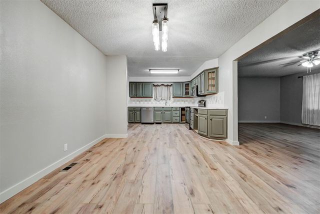 1508 Sequoyah Avenue, Moore, OK 73160