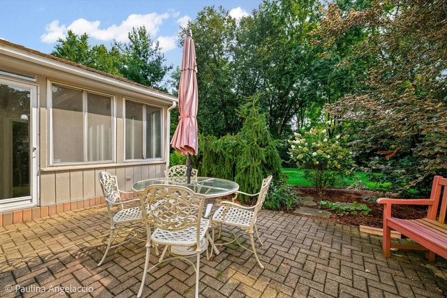 505 Old Mill Road, Barrington, IL 60010