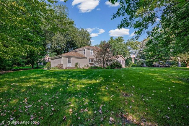 505 Old Mill Road, Barrington, IL 60010