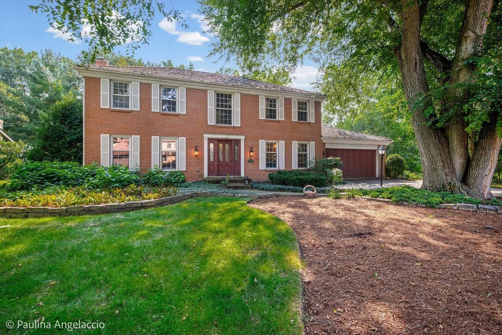 505 Old Mill Road, Barrington, IL 60010