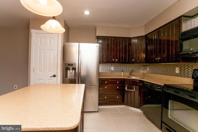 505 WHITPAIN HILLS, Blue Bell, PA 19422