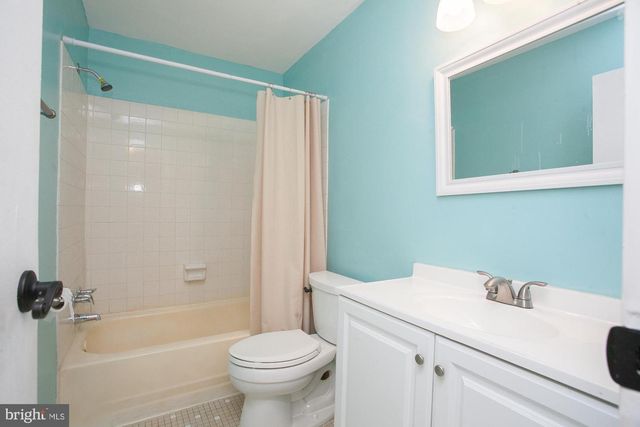 505 WHITPAIN HILLS, Blue Bell, PA 19422