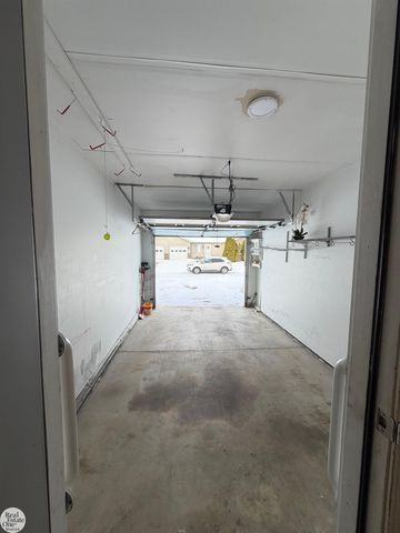 250 Huron Lane, Marine City, MI 48039