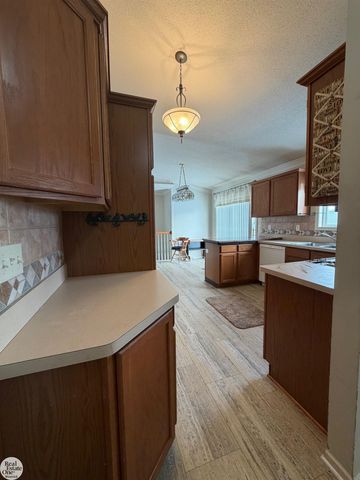 250 Huron Lane, Marine City, MI 48039